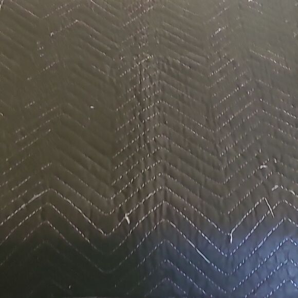 Black  Mover"s Quilted Blanket - Picture 5 of 5